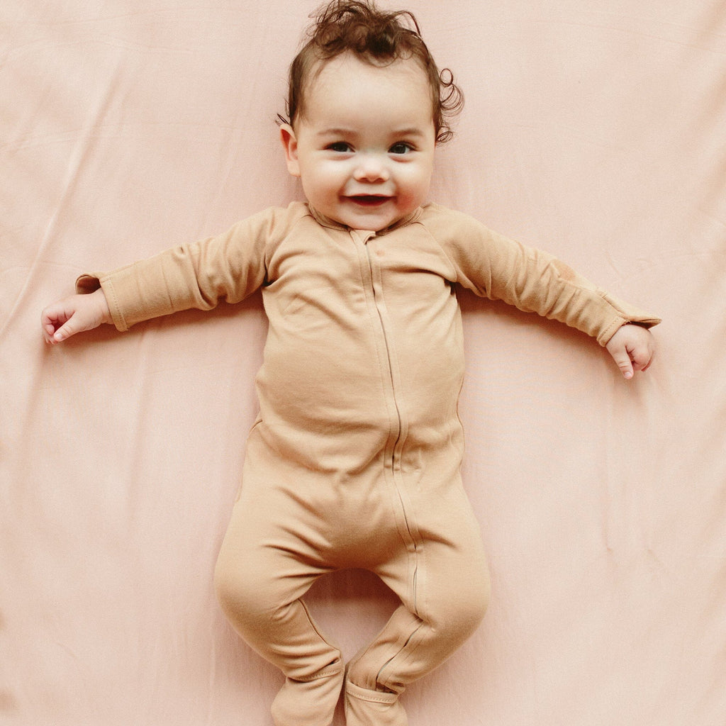 GROW WITH YOU FOOTIE + LOOSE FIT | SANDSTONE Onesies goumikids 