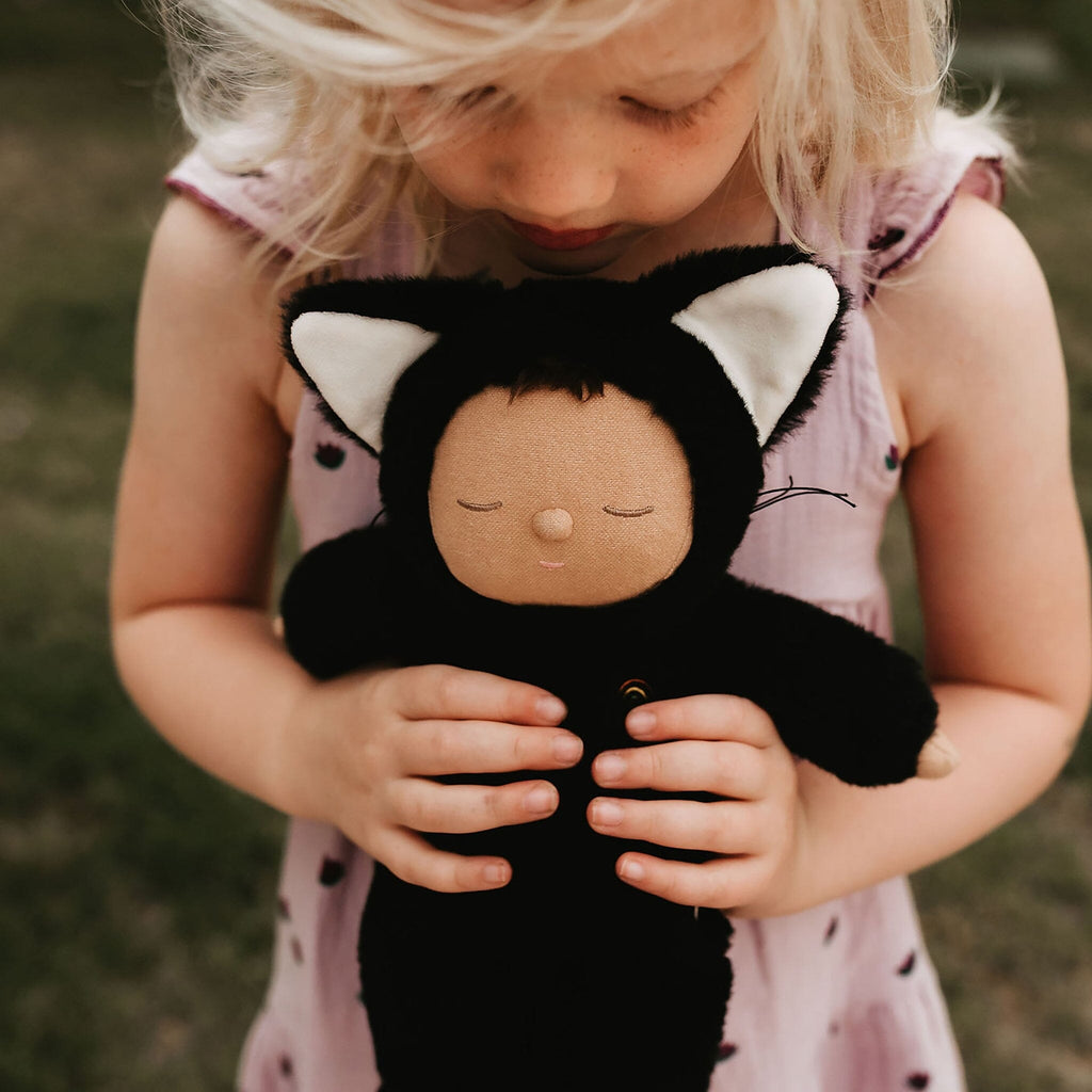 Cozy Dinkum Black Cat Nox Stuffed Animals Olli Ella 