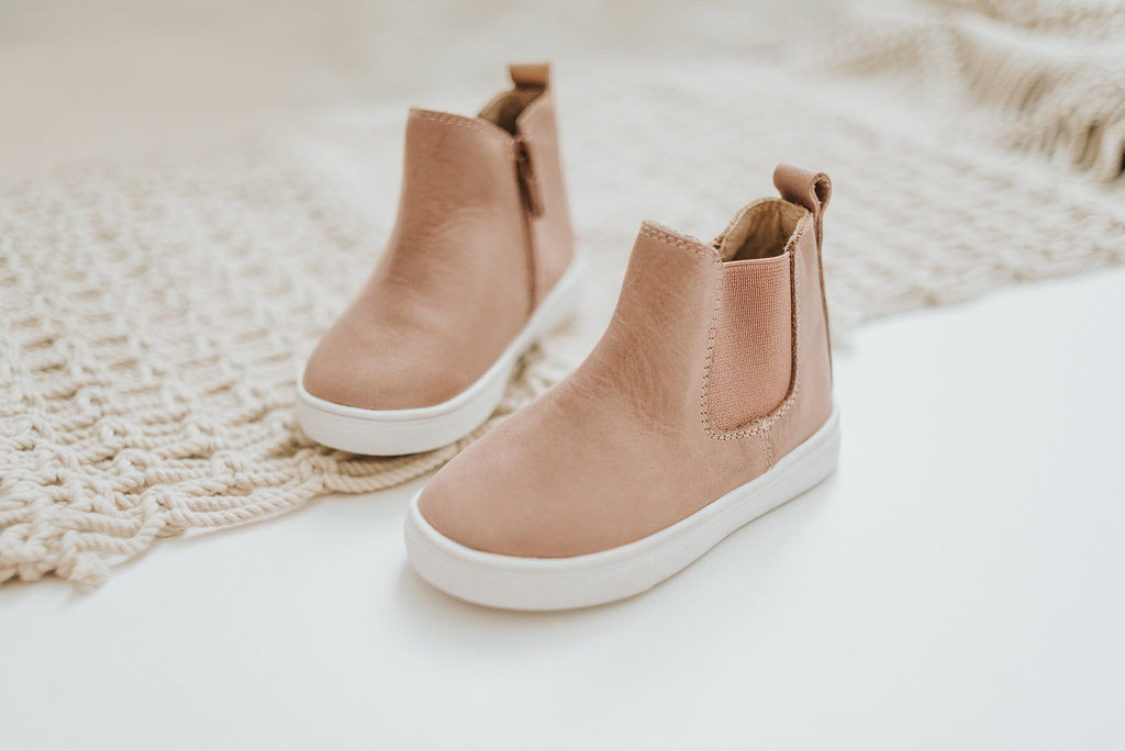 Waxed Leather Chelsea Boot | Color 'Antelope Pink' | Hard Sole Shoes Consciously Baby 