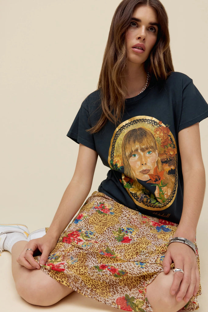 Joni Mitchell Painting With Flowers Solo Tee Tees DayDreamer 