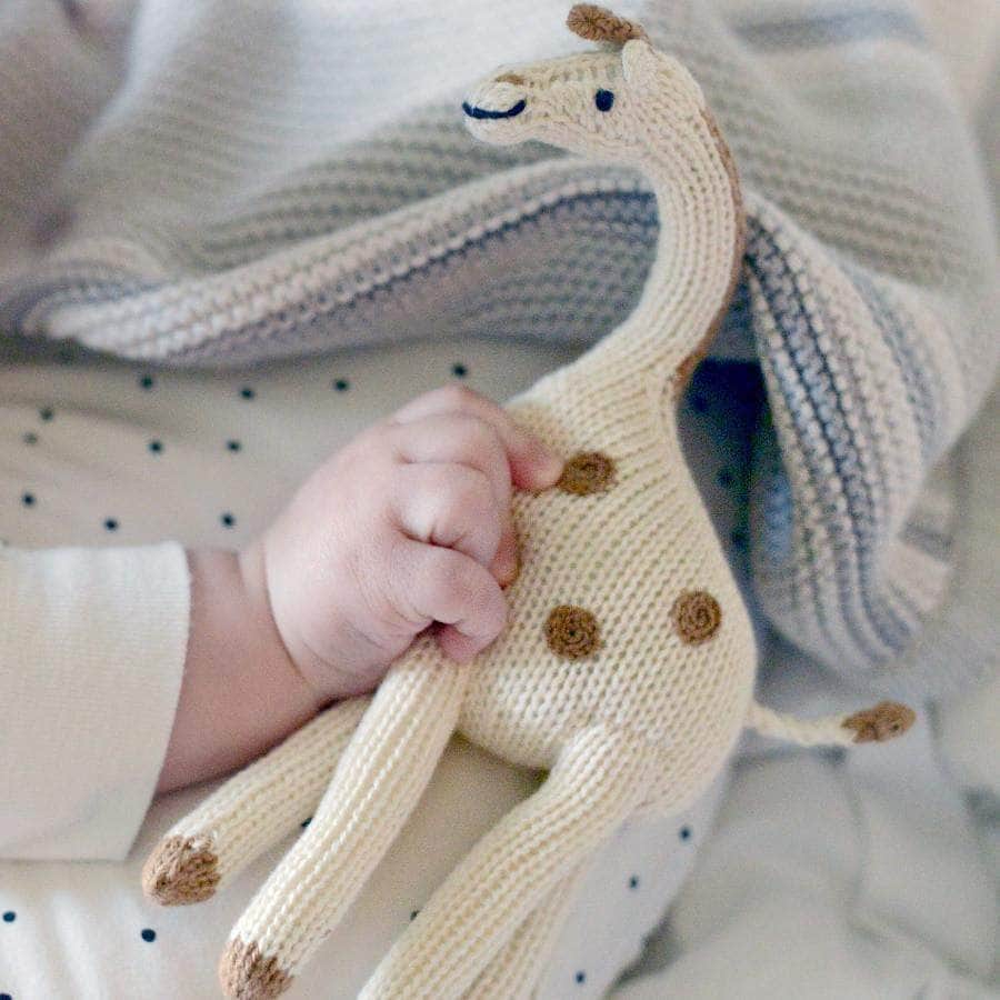 Classic Giraffe Organic Knit Baby Gift Baby Gift Sets Estella 