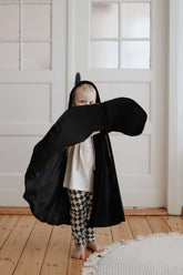 “Little Black Riding Hood” Magic Cape Magic cape moimili.us 