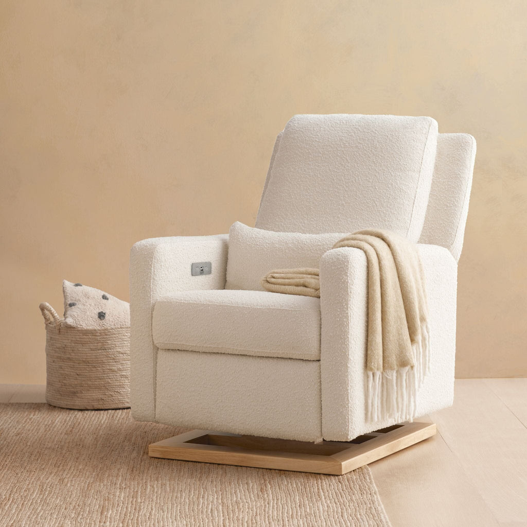 Sigi Electronic Recliner and Glider in Boucle with USB port | Ivory Boucle