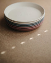 Round Dinnerware Plates, Set of 2 (Vanilla) | Mushie - Baby's and Toddler's Tableware