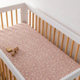 Crib Sheet in GOTS Certified Organic Muslin Cotton | Daisy Babyletto 