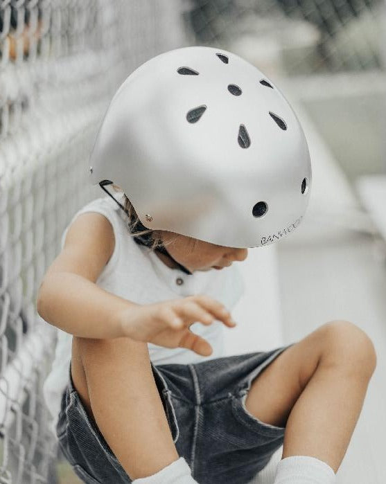 Classic Helmet - Matte Chrome | Banwood Kid's Bike Accessories