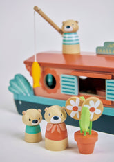 Little Otter Canal Boat Tender Leaf Toys 