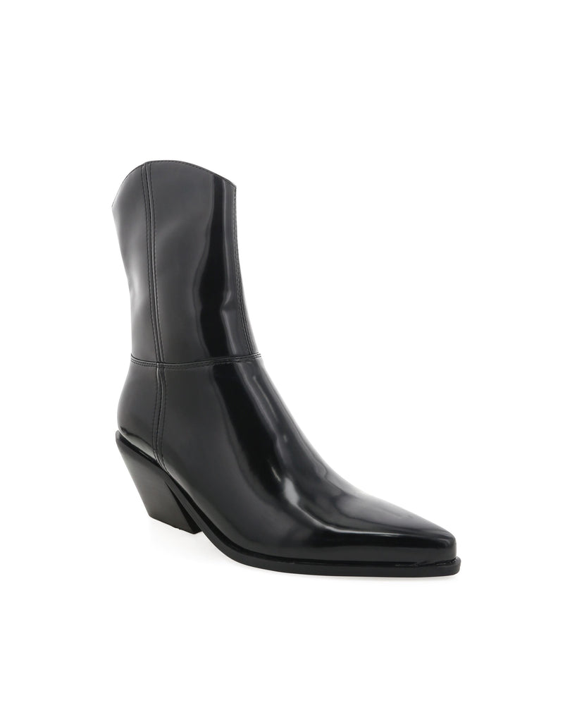 Perrie | Black Boots Billini 